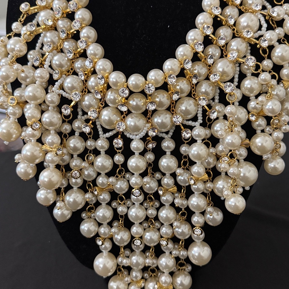 Tracy Lynn Gold and Ivory Pearl Statement Necklace - Women Jewelry - Picture 2 of 5
